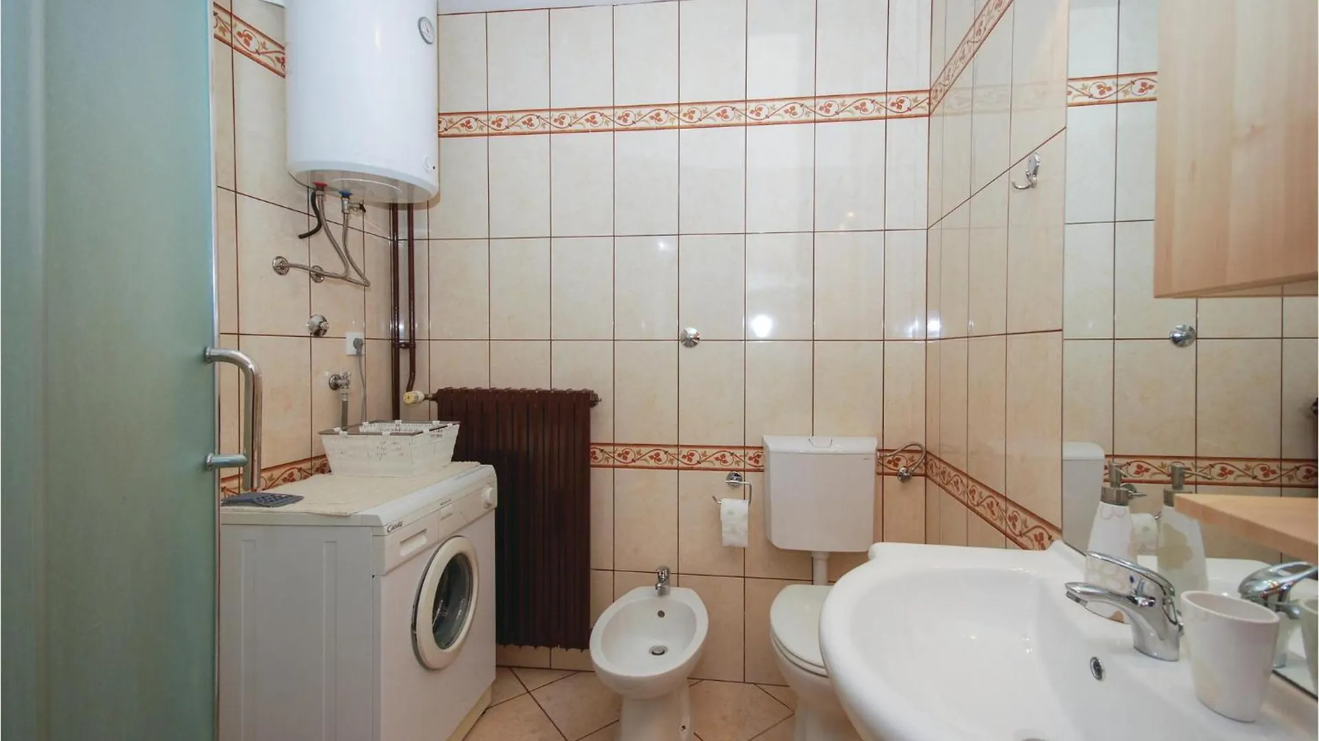 Beautiful Apartment In Lovran With Wifi